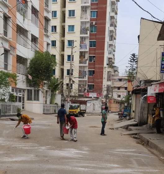 Housing societies of Dhaka impose voluntary lockdown 
